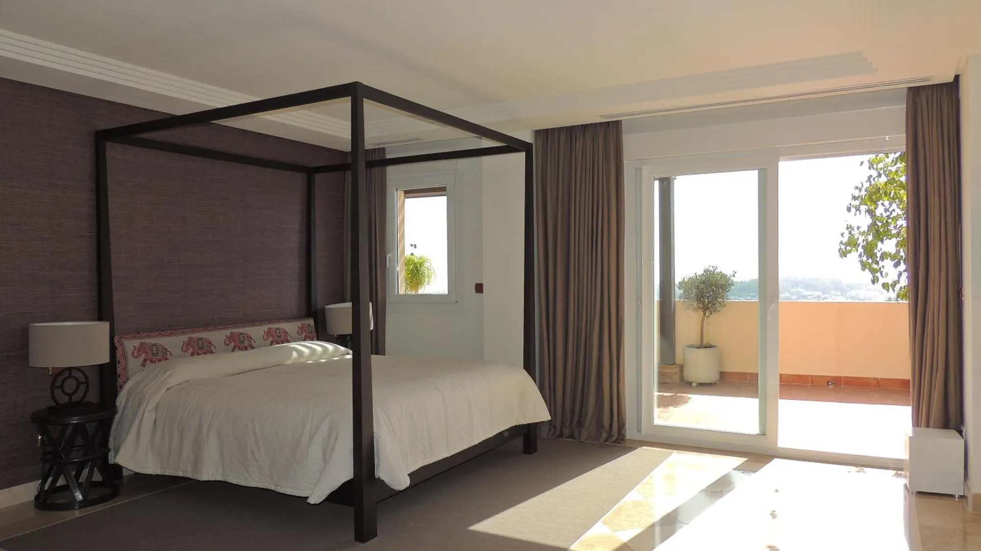 Lovely Duplex Penthouse With Spectacular Sea View Marbella