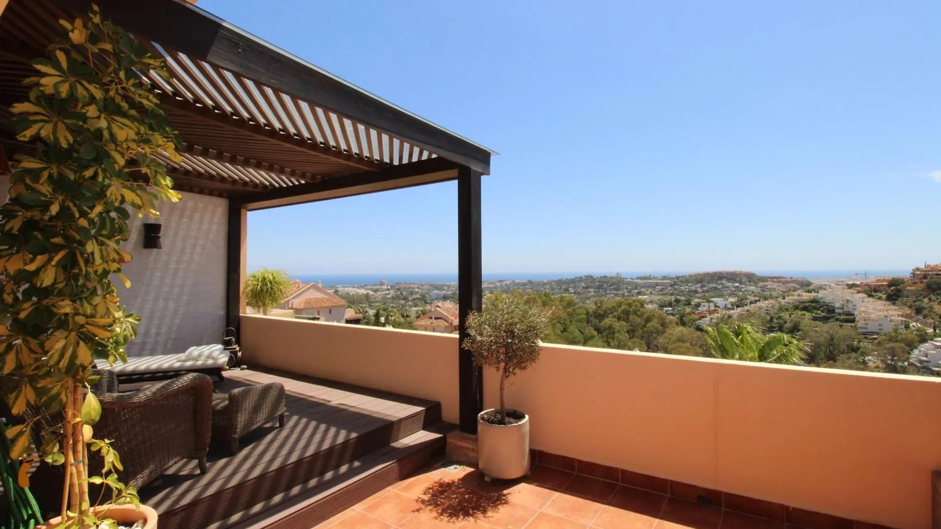 Apartment Lovely Duplex Penthouse With Spectacular Sea View Marbella