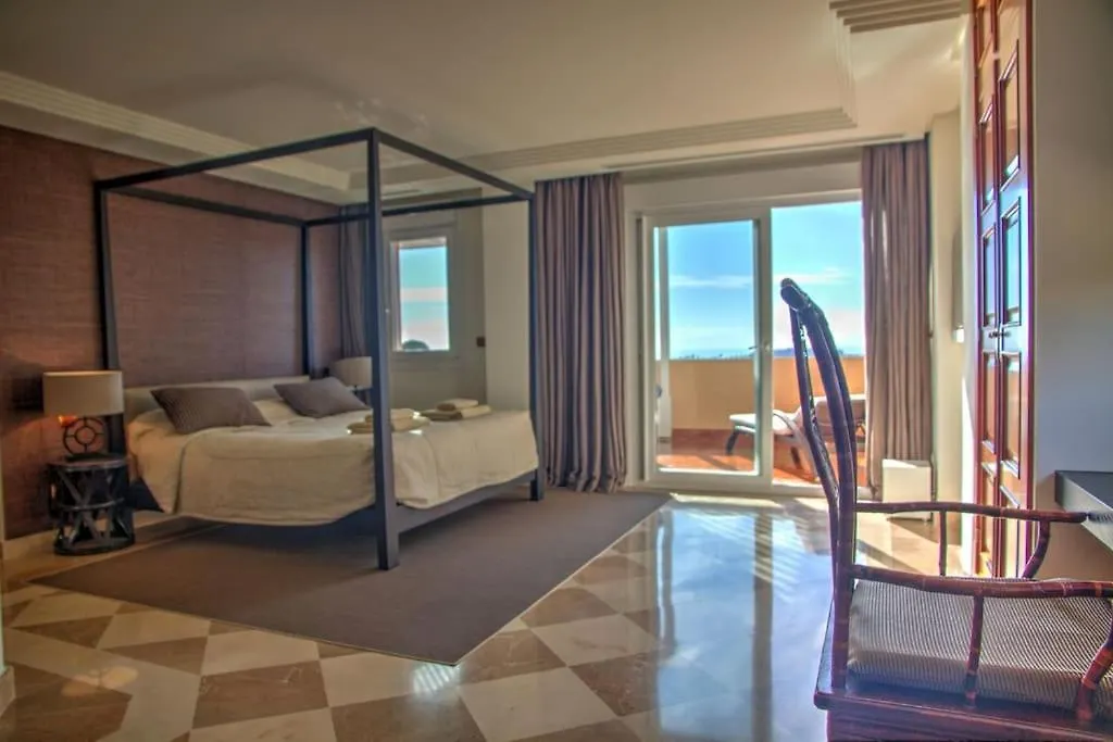 Lovely Duplex Penthouse With Spectacular Sea View Marbella